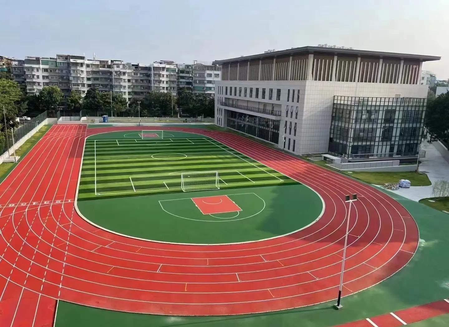 赣州市橡胶跑道塑胶篮球场 - 厂家
